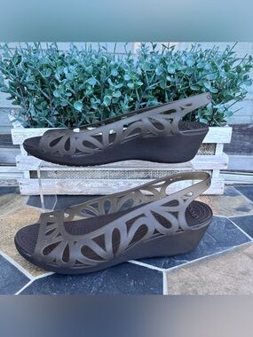 Crocs Adrina III Mini Wedge Sandals
